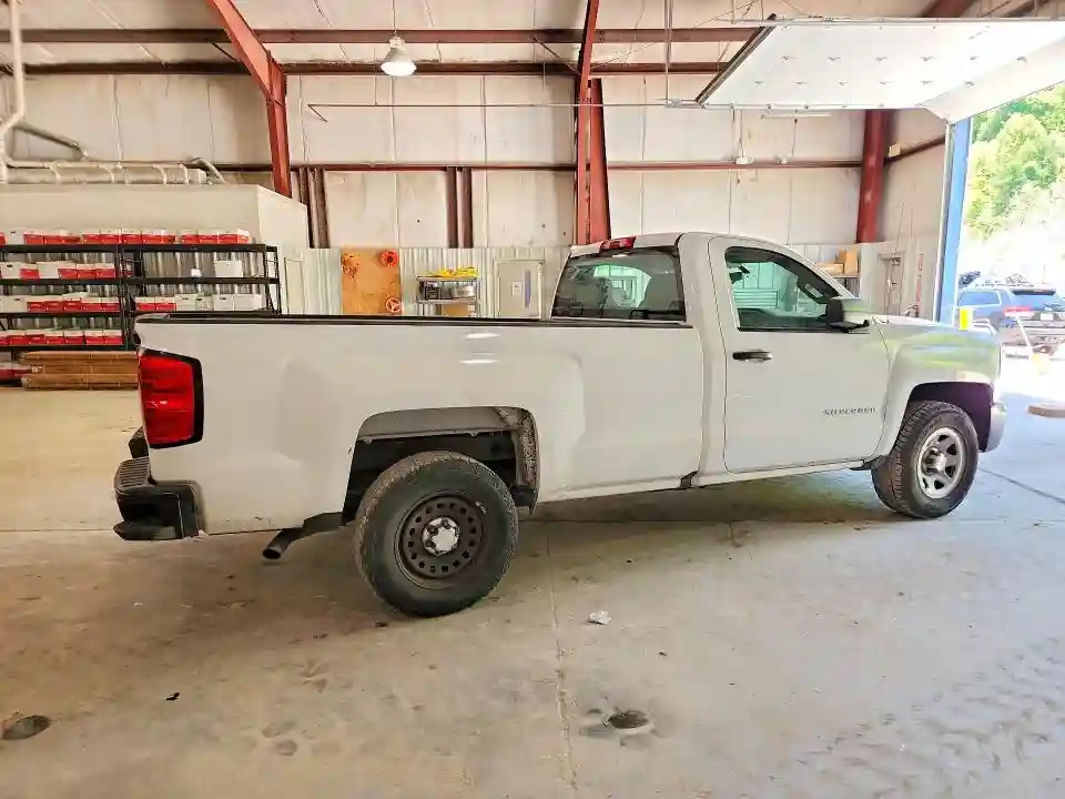 1GCNCNEH7JZ259610 2018 CHEVROLET SILVERADO-2