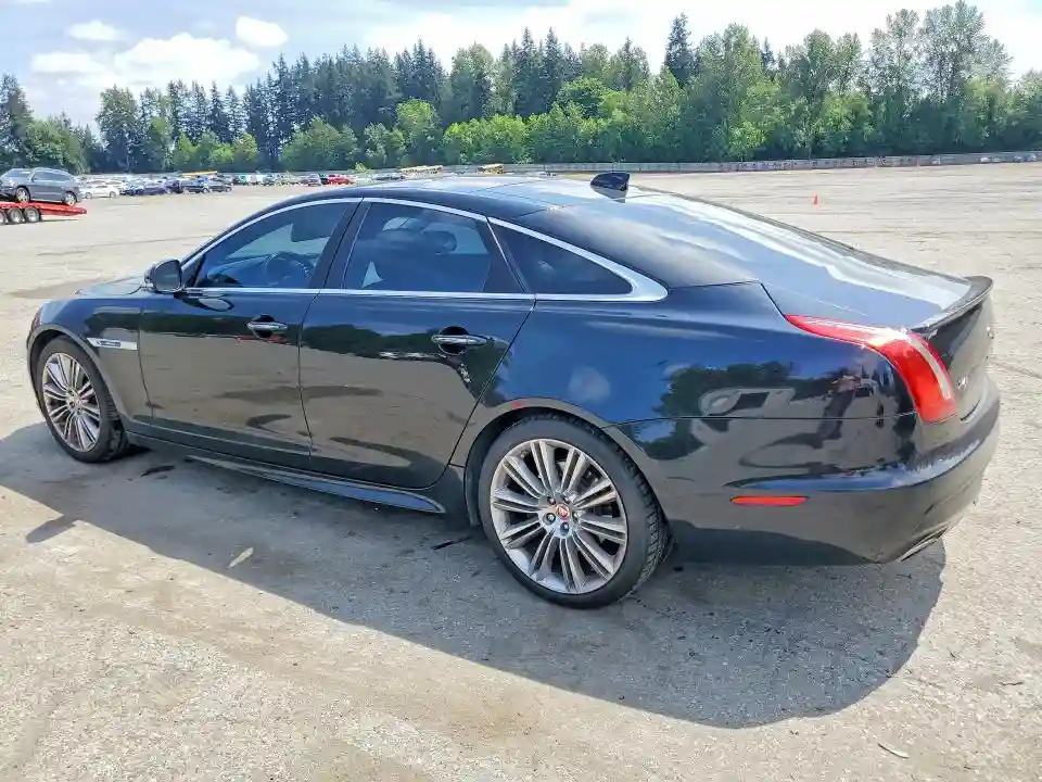 SAJWJ1CD7G8W00474 2016 JAGUAR XJ-1