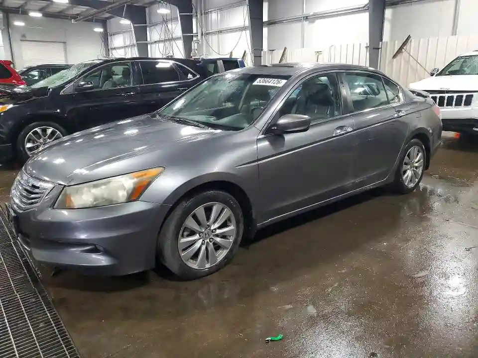 1HGCP3F84BA019303 2011 HONDA ACCORD-0