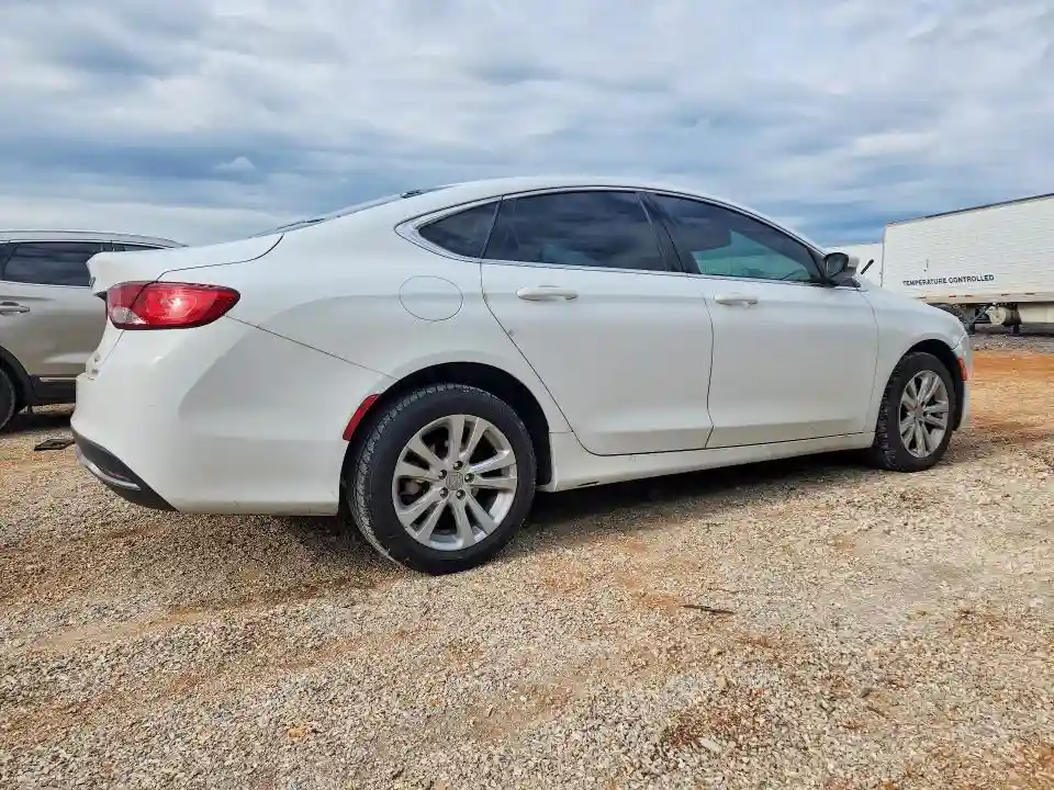1C3CCCAB8GN177354 2016 CHRYSLER 200-2
