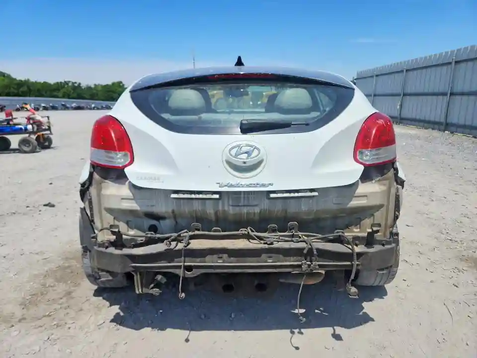KMHTC6AD2CU073971 2012 HYUNDAI VELOSTER-5