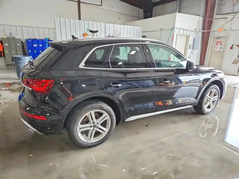 WA1G2AFY2R2132278 2024 AUDI Q5 E-2