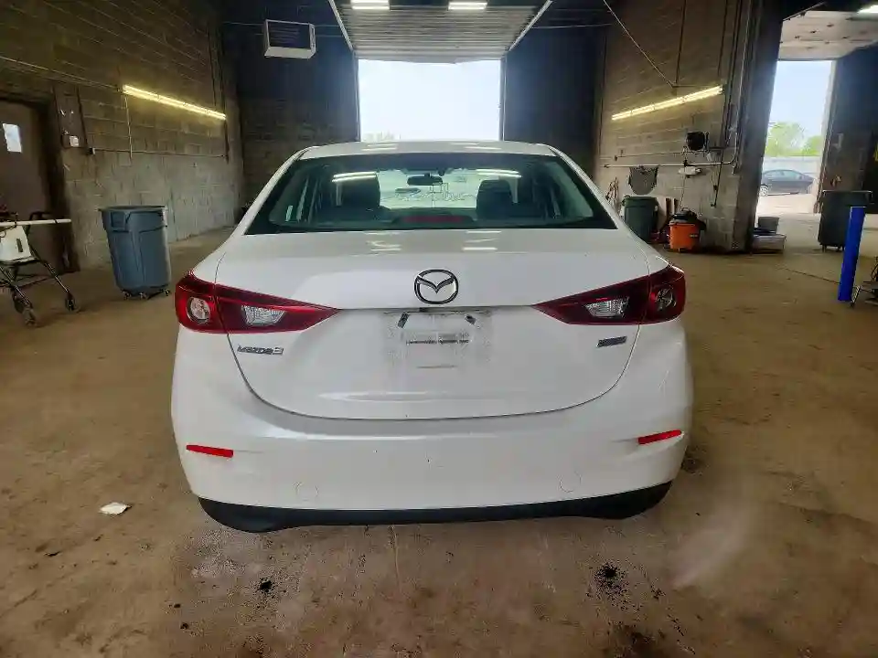 3MZBM1U75GM328044 2016 MAZDA 3-5