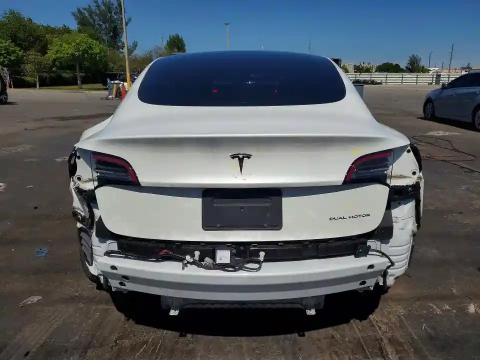 5YJ3E1EB6PF393626 2023 TESLA MODEL 3-5