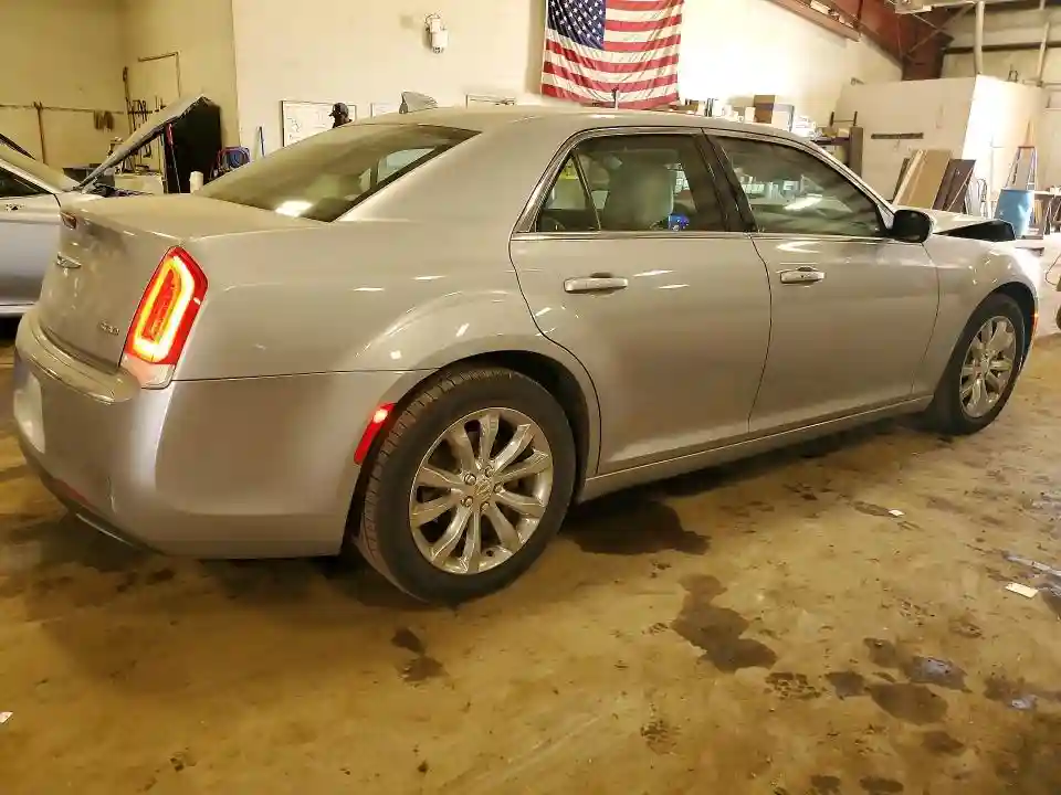2C3CCARGXHH571372 2017 CHRYSLER 300-2