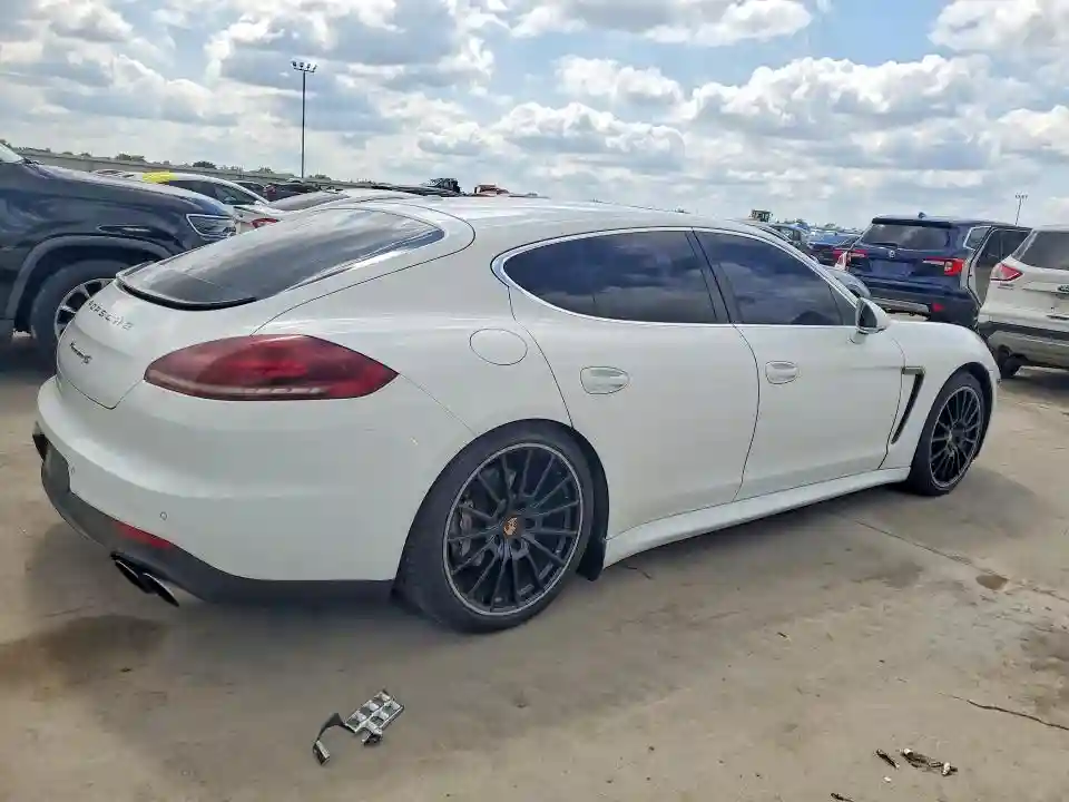 WP0AB2A76EL055953 2014 PORSCHE PANAMERA-2