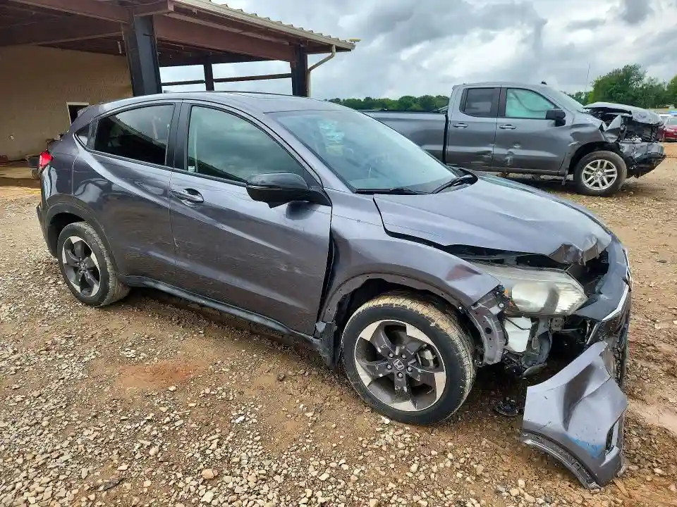 3CZRU5H57JM713141 2018 HONDA HR-V-3