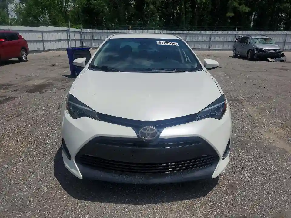 5YFBURHE1JP806180 2018 TOYOTA COROLLA-4