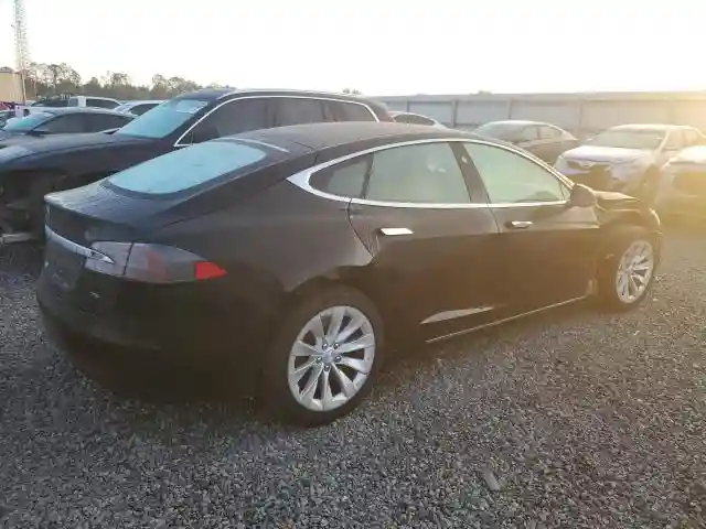 5YJSA1E16HF204389 2017 TESLA MODEL S-2