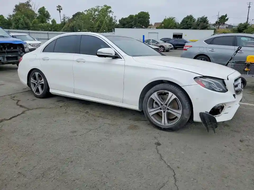 WDDZF4JB8KA506501 2019 MERCEDES-BENZ E-CLASS-3
