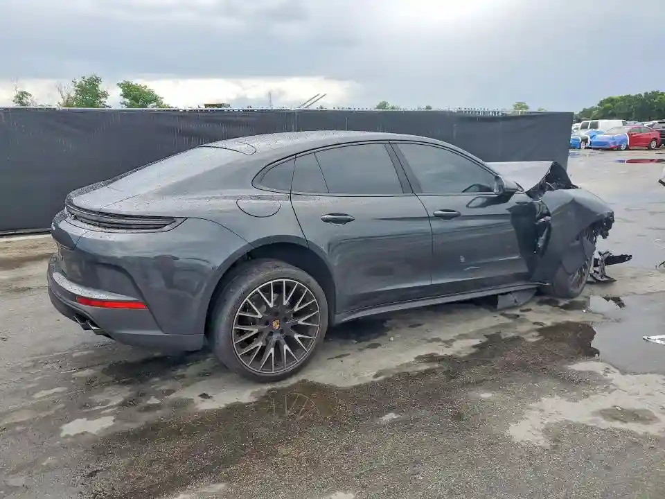 WP0AA2YA7SL011380 2025 PORSCHE PANAMERA-2