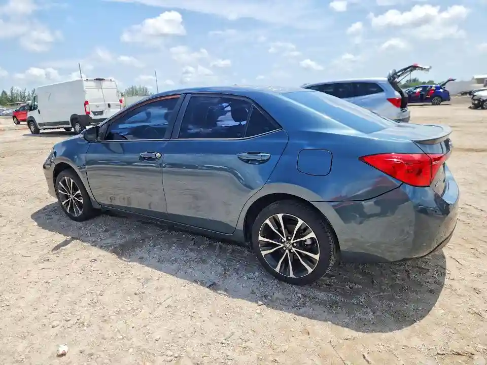 5YFBURHE6JP821676 2018 TOYOTA COROLLA-1
