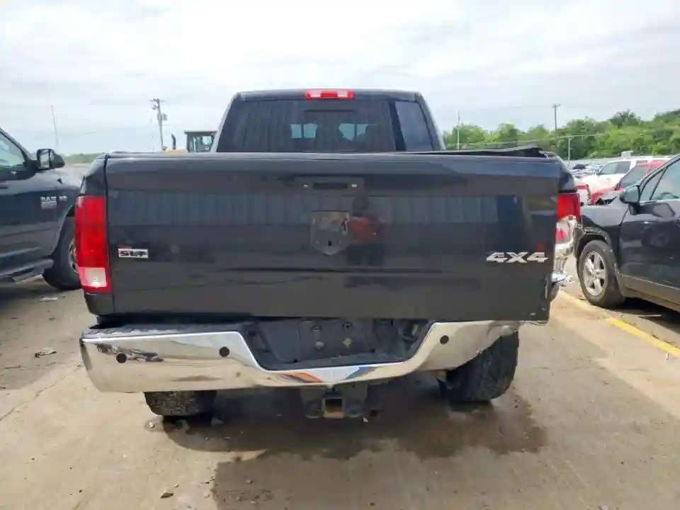 3C6UR5DL8GG212795 2016 RAM 2500-5