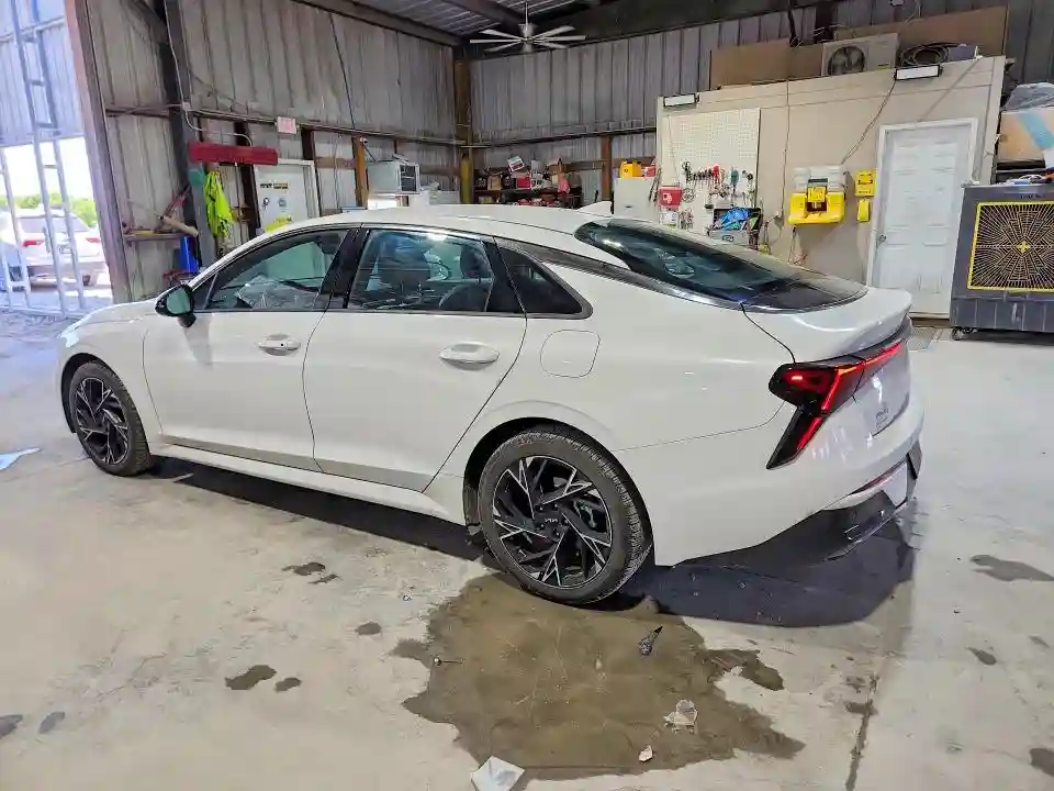 KNAG64J78S5299837 2025 KIA K5-1