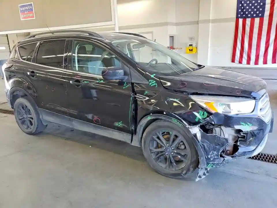 1FMCU0GD0JUD37428 2018 FORD ESCAPE-3