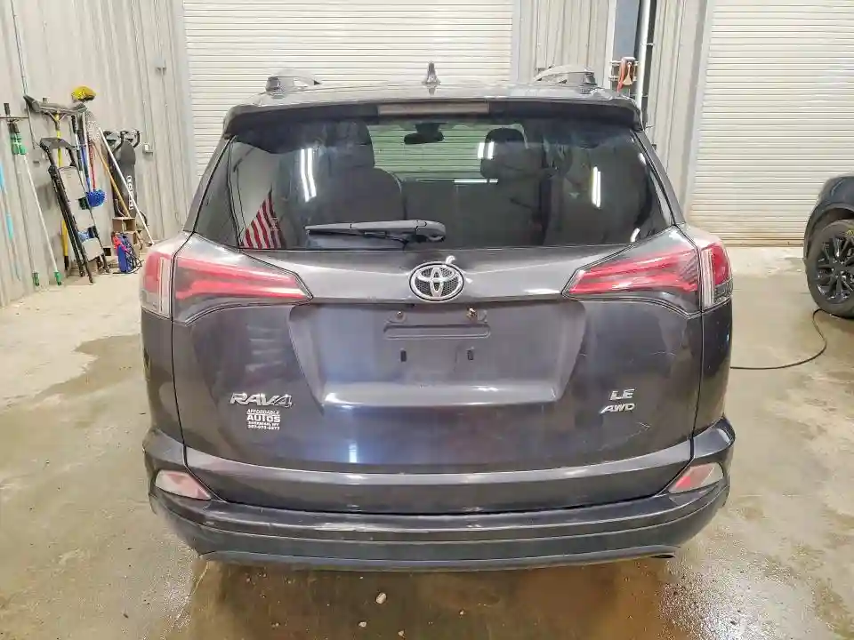 JTMBFREV9JJ233130 2018 TOYOTA RAV4-5