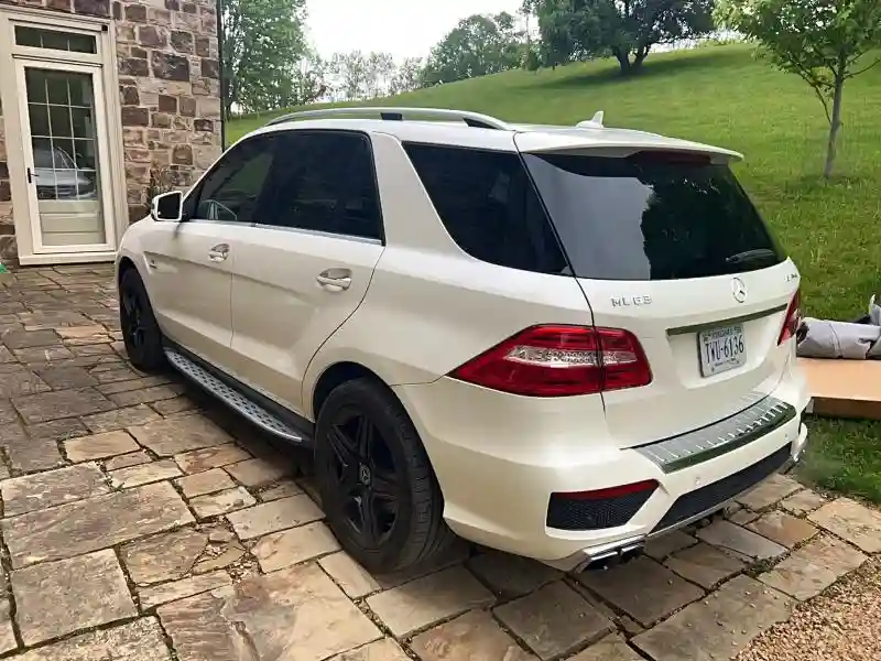 4JGDA7EB0FA474921 2015 MERCEDES-BENZ M-CLASS-2