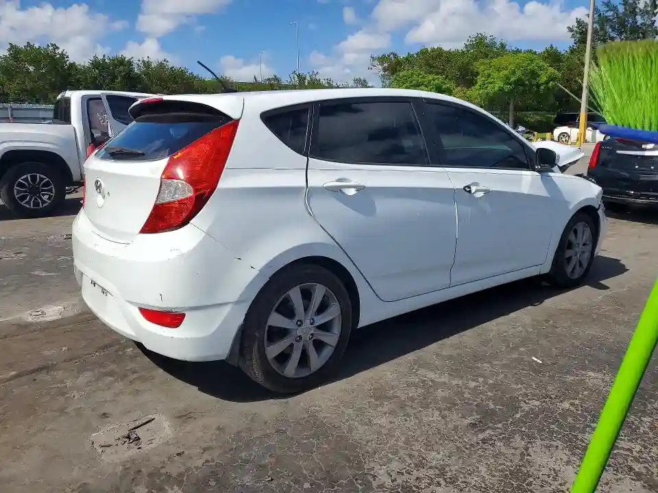 KMHCU5AE7DU097443 2013 HYUNDAI ACCENT-2