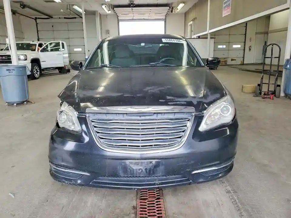 1C3CCBBG7EN114344 2014 CHRYSLER 200-4