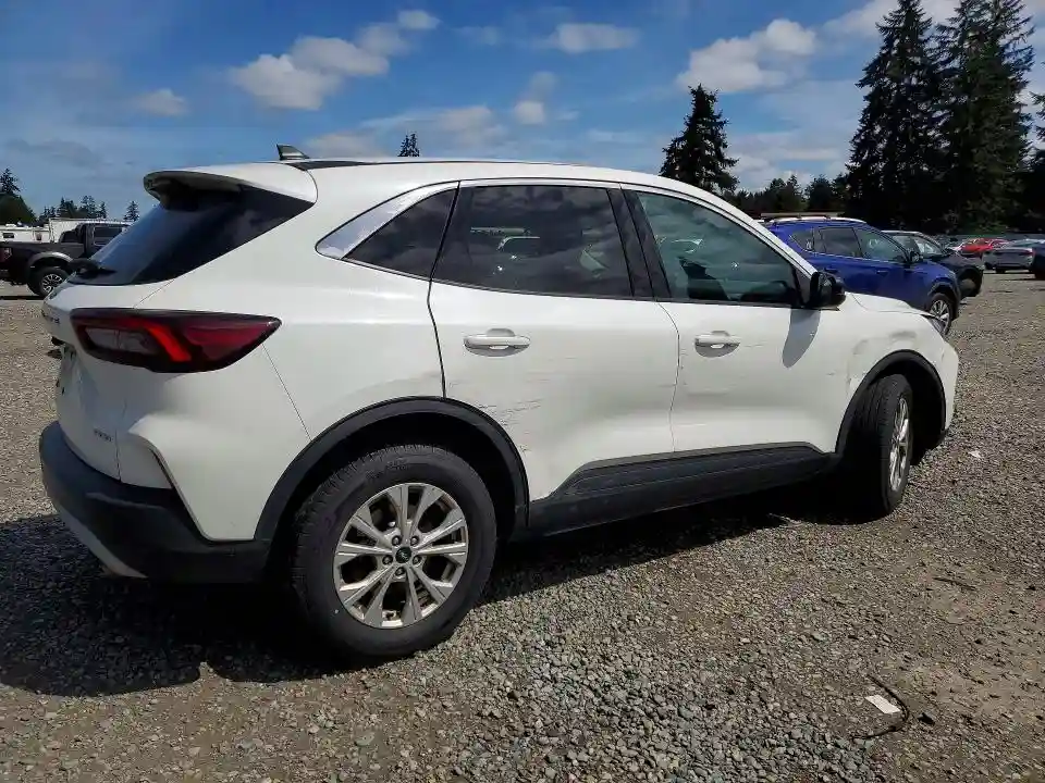 1FMCU9GN0PUB05885 2023 FORD ESCAPE ACT-2