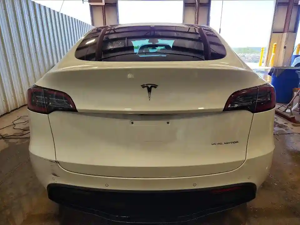 7SAYGDEE2NF331636 2022 TESLA MODEL Y-5