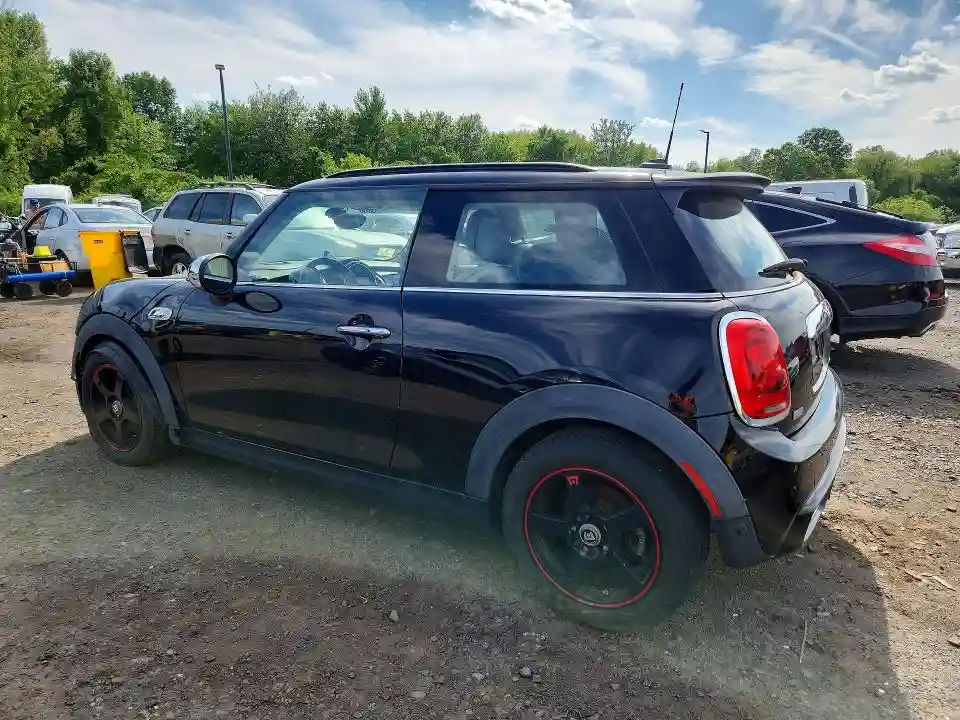WMWXP7C31H2A45988 2017 MINI COOPER-1
