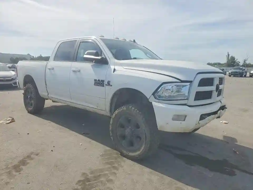 3C6UR5FL8HG663725 2017 RAM 2500-3