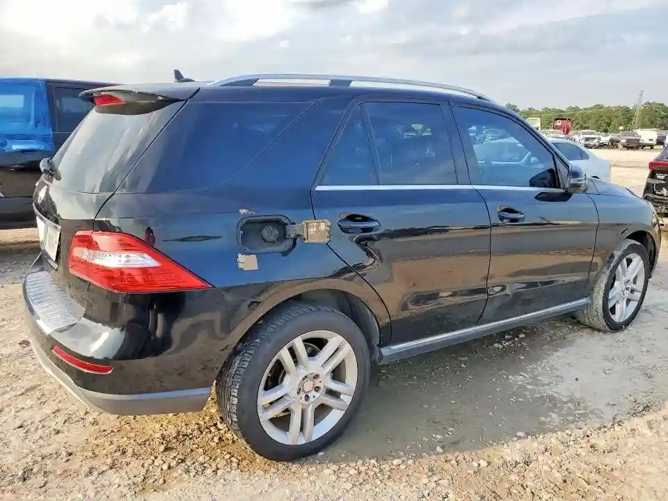4JGDA5JB3FA481193 2015 MERCEDES-BENZ M-CLASS-2