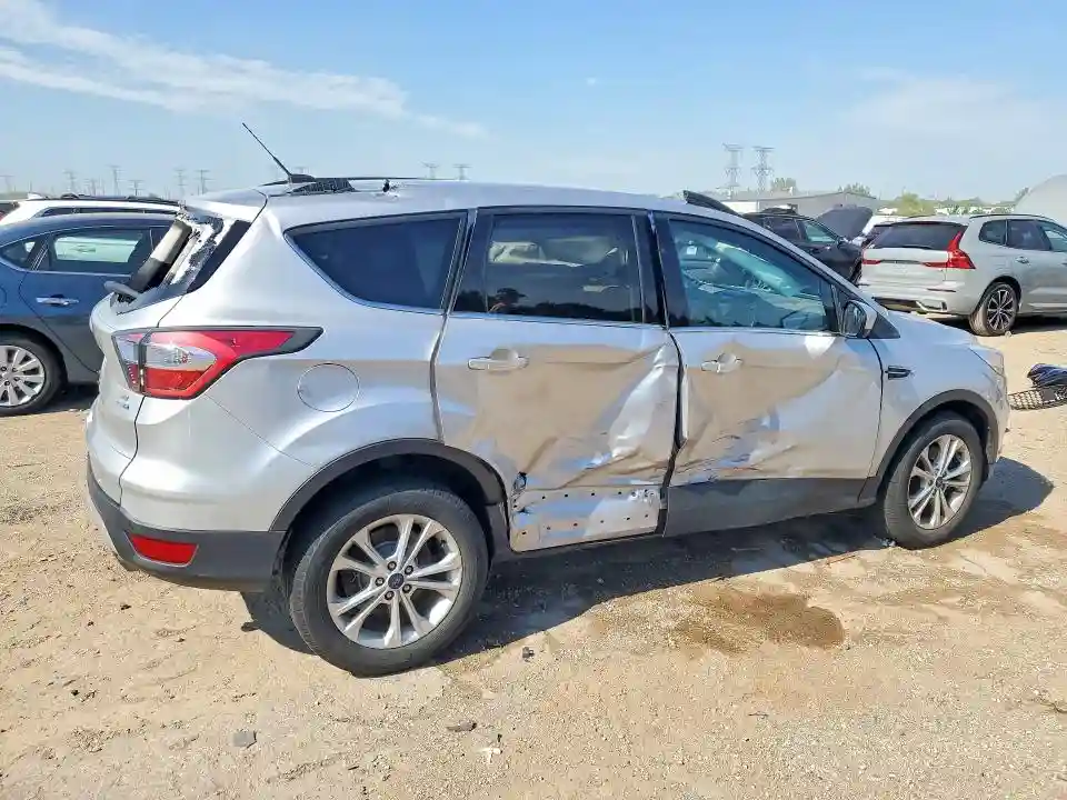 1FMCU9GD2HUB41778 2017 FORD ESCAPE-2