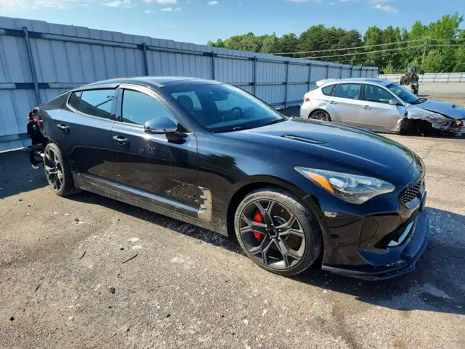 KNAE55LC0J6016804 2018 KIA STINGER-3
