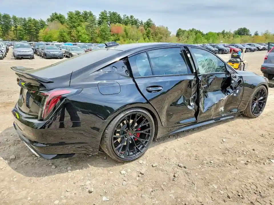 1G6DV5RW7S0112632 2025 CADILLAC CT5-2