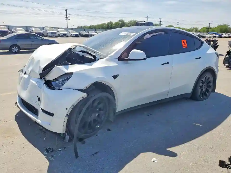 7SAYGDEE9NF504553 2022 TESLA MODEL Y-0