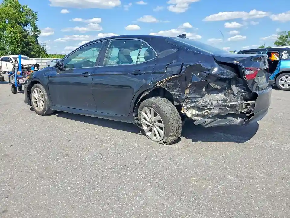 4T1C11AK8NU625502 2022 TOYOTA CAMRY-1