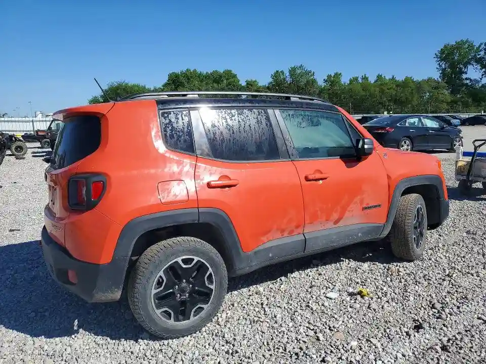 ZACCJBCT8GPD15578 2016 JEEP RENEGADE-2