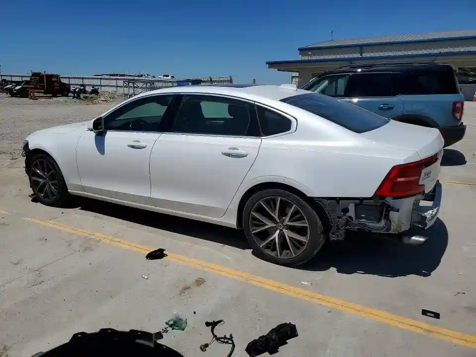 LVY982MK6JP019080 2018 VOLVO S90-1