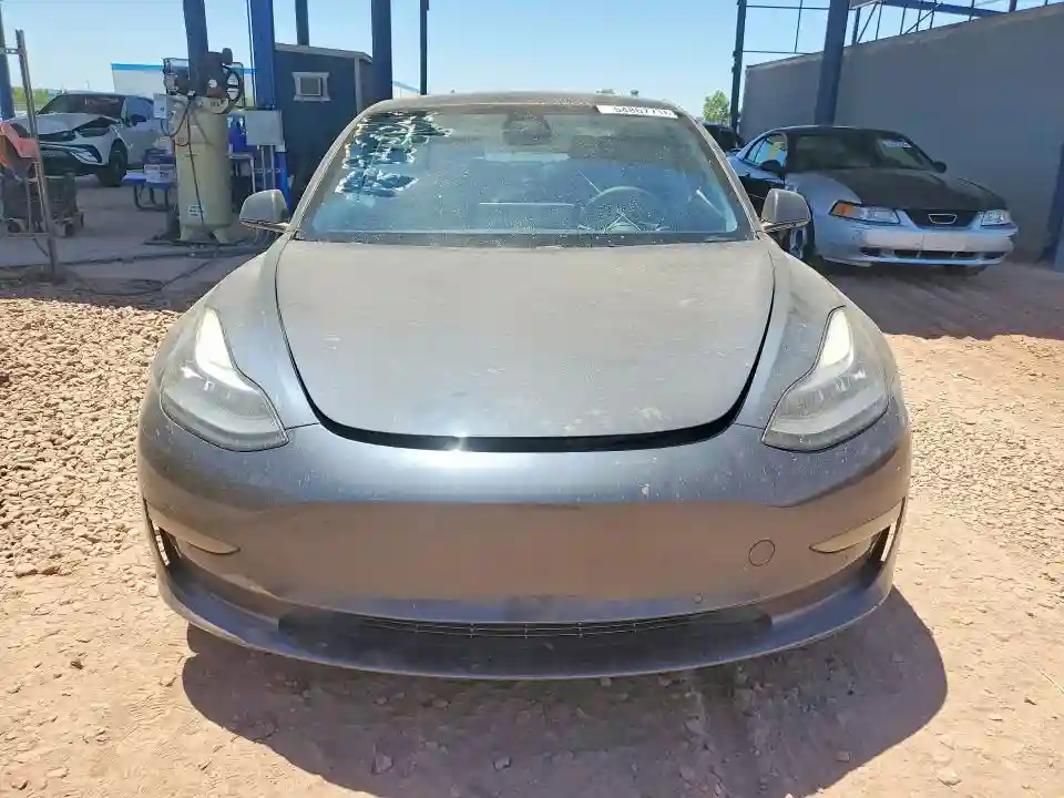 5YJ3E1EA1KF424832 2019 TESLA MODEL 3-4