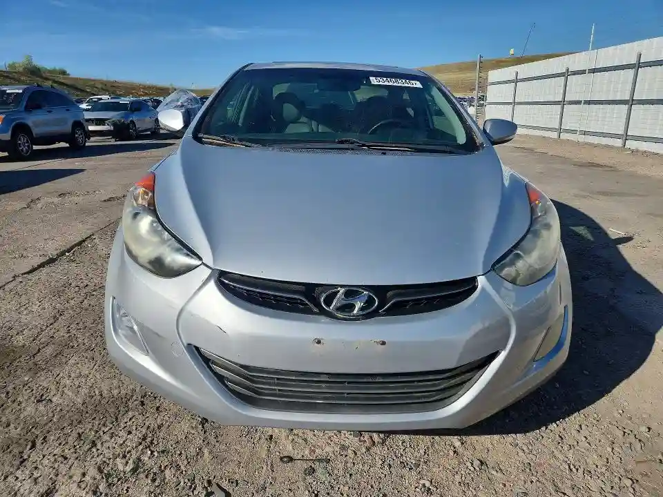 5NPDH4AE4CH094211 2012 HYUNDAI ELANTRA-4