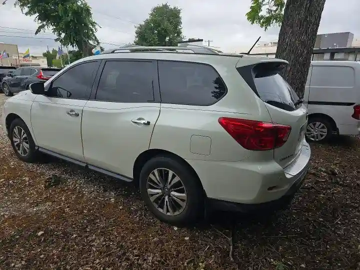 5N1DR2MN7JC673968 2018 NISSAN PATHFINDER-2