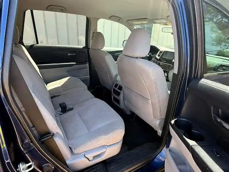 5FNYF6H34HB101039 2017 HONDA PILOT-5