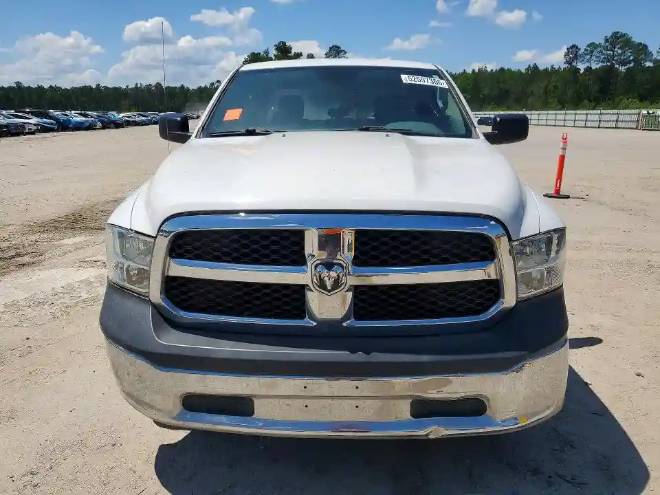 1C6RR7KM9JS262571 2018 RAM 1500-4