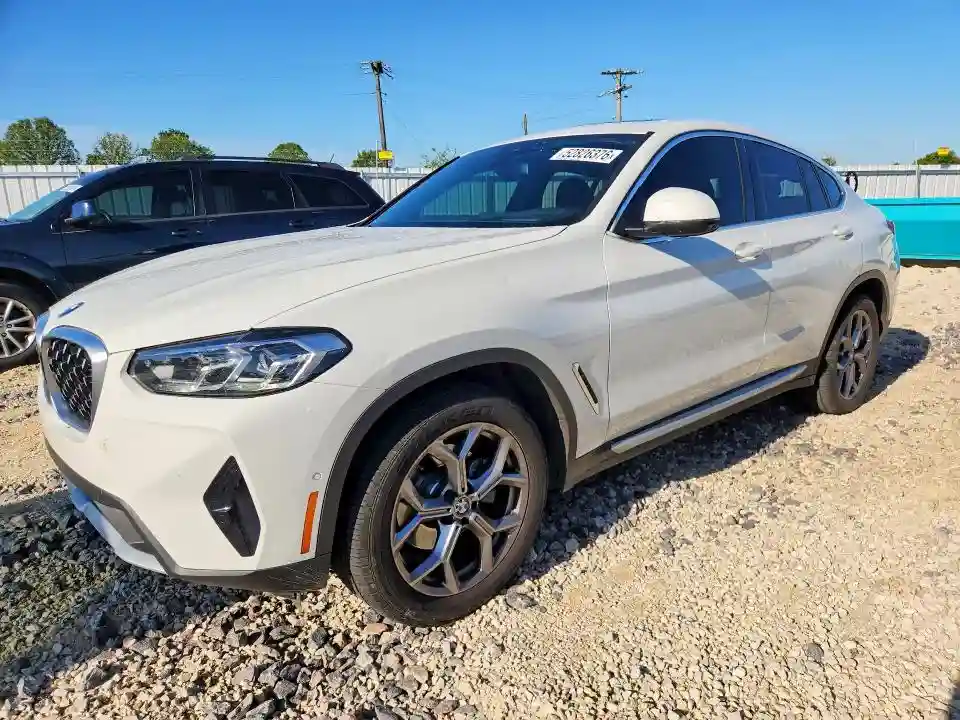5UX33DT09R9T74413 2024 BMW X4-0