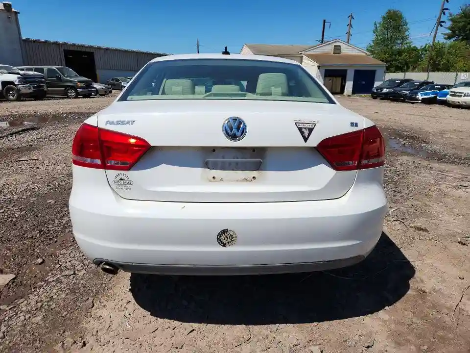 1VWBP7A31DC043804 2013 VOLKSWAGEN PASSAT-5