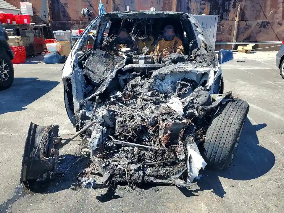 5YJXCAE26JF087993 2018 TESLA MODEL X-4