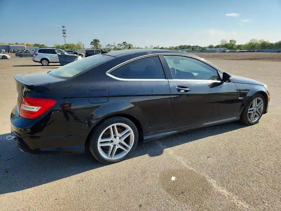 WDDGJ5HB5CF741055 2012 MERCEDES-BENZ C-CLASS-2