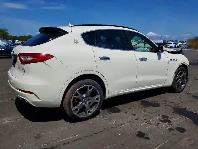 ZN661XUA1KX333822 2019 MASERATI ALL MODELS-2