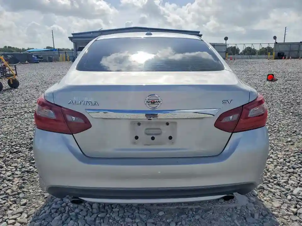 1N4AL3AP0JC120623 2018 NISSAN ALTIMA-5