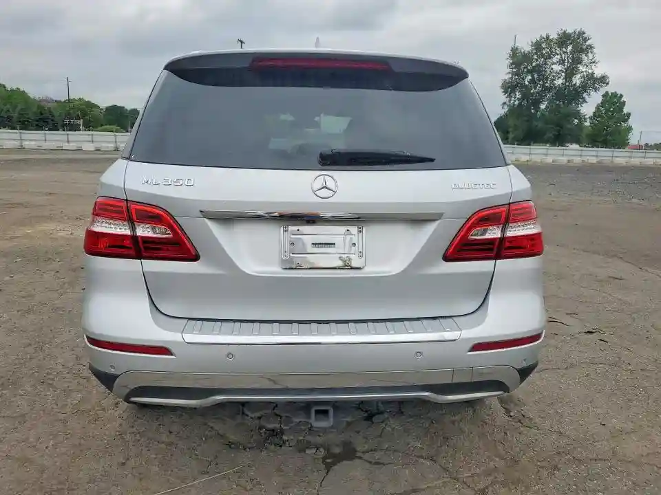4JGDA2EB1CA080259 2012 MERCEDES-BENZ M-CLASS-5