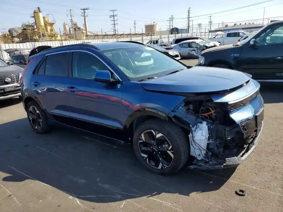 KNDCR3L18S5145219 2025 KIA NIRO-3