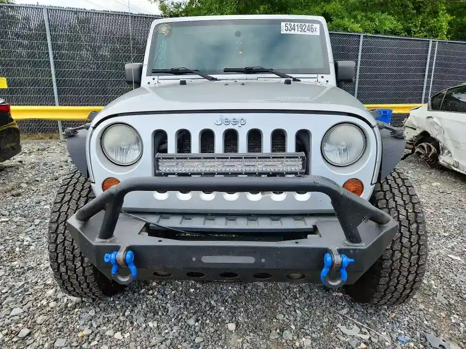 1J4BA3H11AL218110 2010 JEEP WRANGLER-4