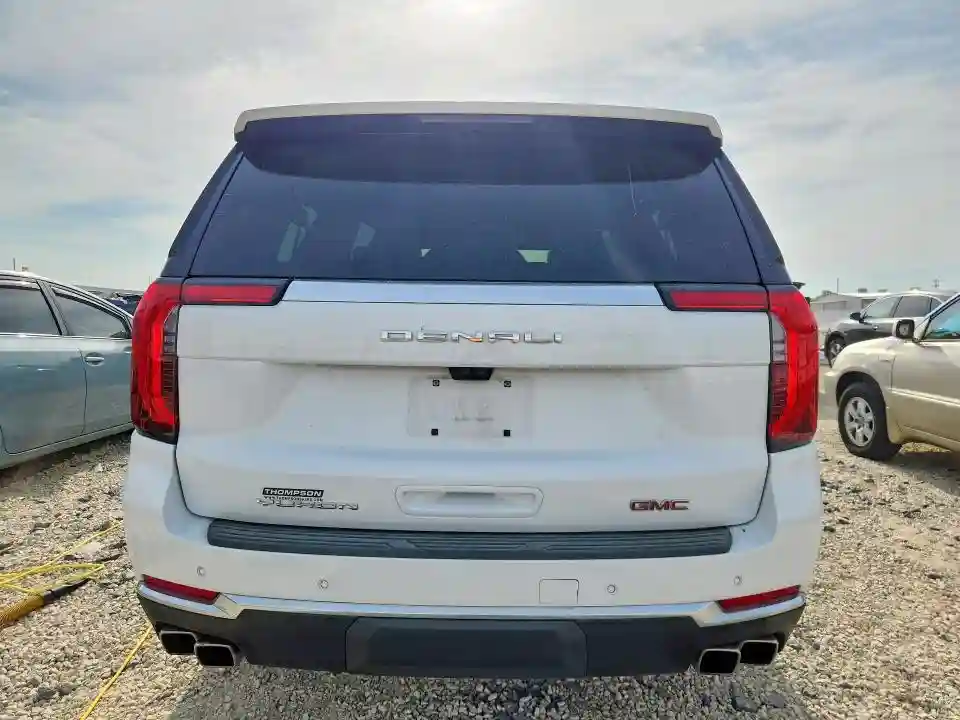 1GKS2JKL8TR127339 2026 GMC YUKON-5